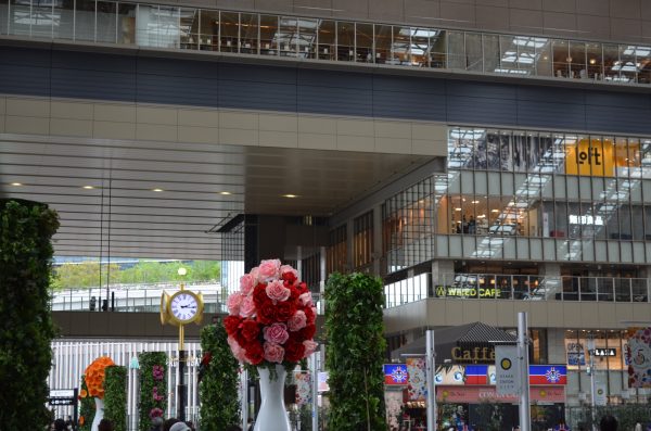 大阪駅 ルクア ルクアイーレ の売上761億円 関西散歩ブログ